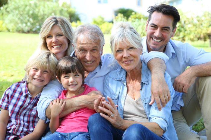 Image of a smiling family | sandiegoprosthodontics.com