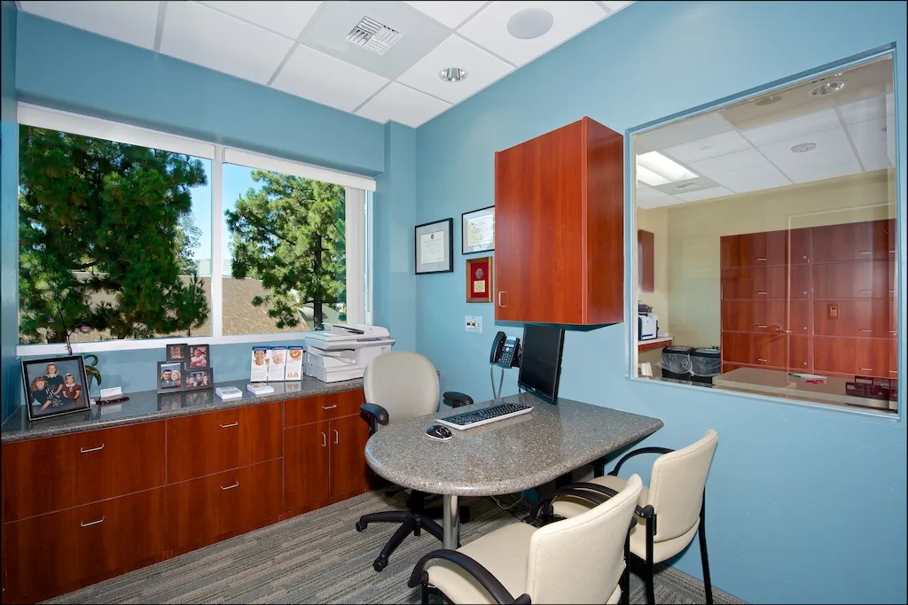 Consultation room San Diego Prosthodontics Office